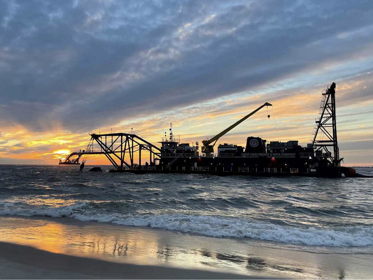 Dredge Illinois - Great Lakes & Dock Company